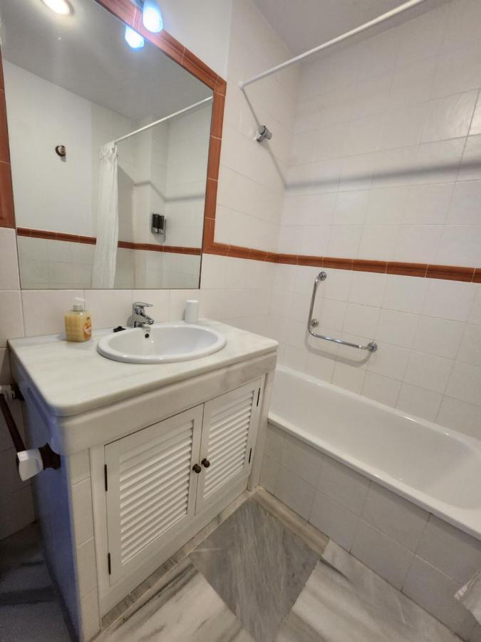 Allo Apartments Puerto Sherry 3 Habitaciones 2 Banos Con Parking El Puerto de Santa María Eksteriør billede